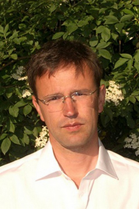 Dr Ulrich Schmutz